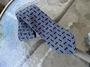 CHARLES TYRWHITT Men's Tie 100% Silk Tie Blue Geometric England 3x60. F5 - Picture 1 of 3