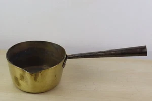 Antique Heavy Brass Cooking Pan with Long Riveted Handle Good Cond.  FREE POST - Picture 1 of 9