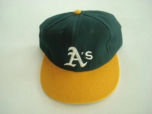 OAKLAND A'S NEW ERA 90S DIAMOND SCRIPT FITTED SIZE 7 5/8 HAT CAP VINTAGE K1 - Picture 1 of 5