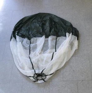 US  Military Demil T-10 Reserve Pilot Parachute 4 1/2 Ft Diameter No Tether - Picture 1 of 4
