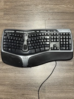 Microsoft Ergonomic Keyboard 4000 v1.0 Tested Working - Image 1 of 4