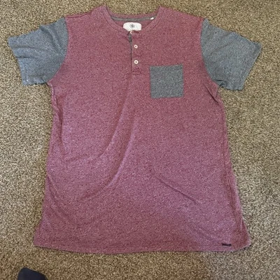 Camiseta masculina com bolso On The BYAS - Imagem 1 de 2