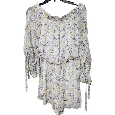 Romper Sugar Lips tamanho pequeno branco floral forrado mangas abertas.     Novo - Imagem 1 de 4