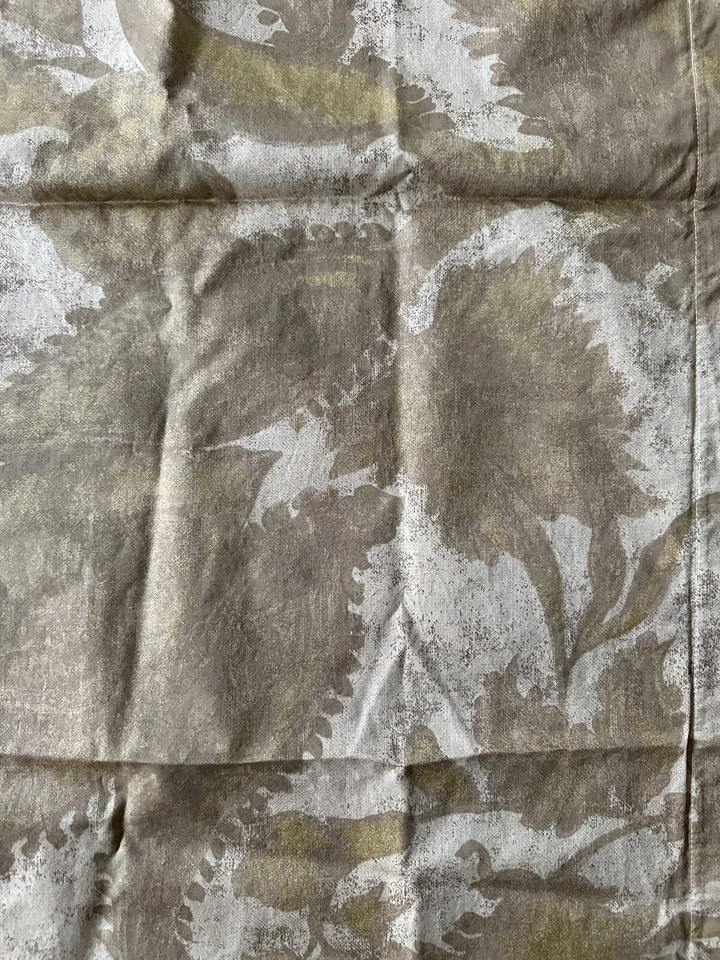 FUNDA DE ALMOHADA FLORAL RALPH LAUREN WESTON PARK ATTLEY (DORADA) KING SHAM Foto 1 de 4