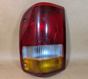 Driver Left Tail Light Fits 93-97 RANGER - Foto 1 di 14