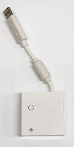 Wii Rock Band Fender Receptor de Guitarra Inalámbrico USB Dongle VFRWGTSELEA1B Envío Gratis - Imagen 1 de 4
