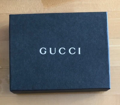 Cartera de cuero negra genuina Gucci nueva en caja Foto 1 de 4