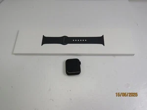 Apple Watch SE 40mm Midnight Aluminum Case Midnight With Sport Band [DJ155] - Photo 1 sur 4