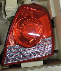 2004 - 2006 Elantra Right Passenger Side Tail Stop Brake Light Turn Signal NEW - Foto 1 di 11
