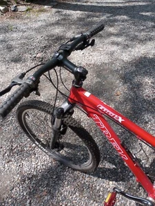 TREK FUEL EX6 Full Suspension Mt. Bike -17.5" Red - Pre-Owned - Very Nice - Picture 1 of 8