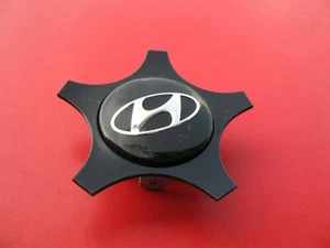 2011-2017 HYUNDAI VELOSTER (1) WHEEL RIM HUB CAP HUBCAP CENTER COVER PLUG #12501 - Picture 1 of 5