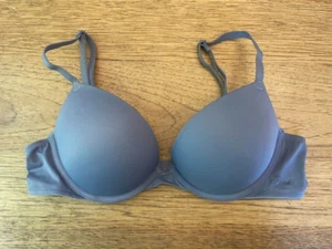 PINK Victoria's Secret Dusty Iris Blue 32DD Wear Everywhere Super Push Up Bra - Picture 1 of 2