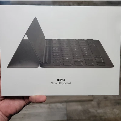 Apple Smart Keyboard Case For Apple iPad - Black (MX3L2LL/A) NEW - Image 1 of 4