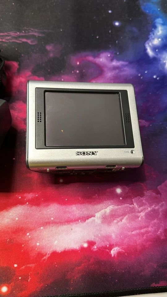 SONY Navigation NV-U70T W gebraucht Beschreibung lesen !!! - Bild 1 von 3