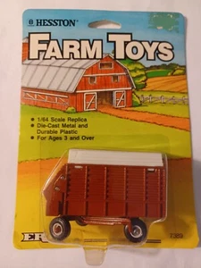 Vintage ERTL Hesston Farm Toys (1/64 Scale) Red Metal Plastic Forage Wagon 1986 - Picture 1 of 15