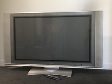 Hitachi 42" Plasma Television 42PD7800TA - Made in Japan - TV + HD Set top box