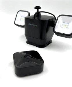 Telecamera di sicurezza wireless 1080p lampeggiante per esterni con proiettore - nero - Foto 1 di 3