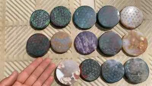 14pcs 2.0'' ~2.4'' Natural many type stone carving round slab- life tree - Picture 1 of 5
