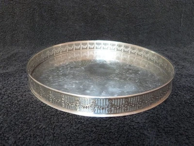 BANDEJA DE BEBIDAS PLATO DE PLATA VINTAGE SERVIR GALERÍA PERFORADA POR VINERS SHEFFIELD (C) Foto 1 de 4