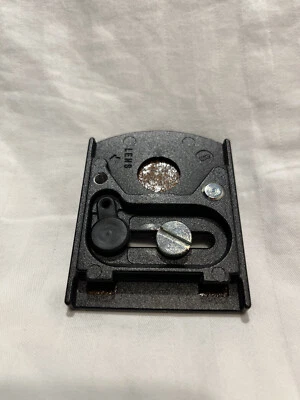 Bogen Manfrotto 3270 Quick-Release Plate Only, Excellent Condition - Image 1 of 4