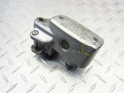 06-09 Suzuki Boulevard C50 VL800 2007 cilindro maestro de freno delantero OEM  Foto 1 de 4