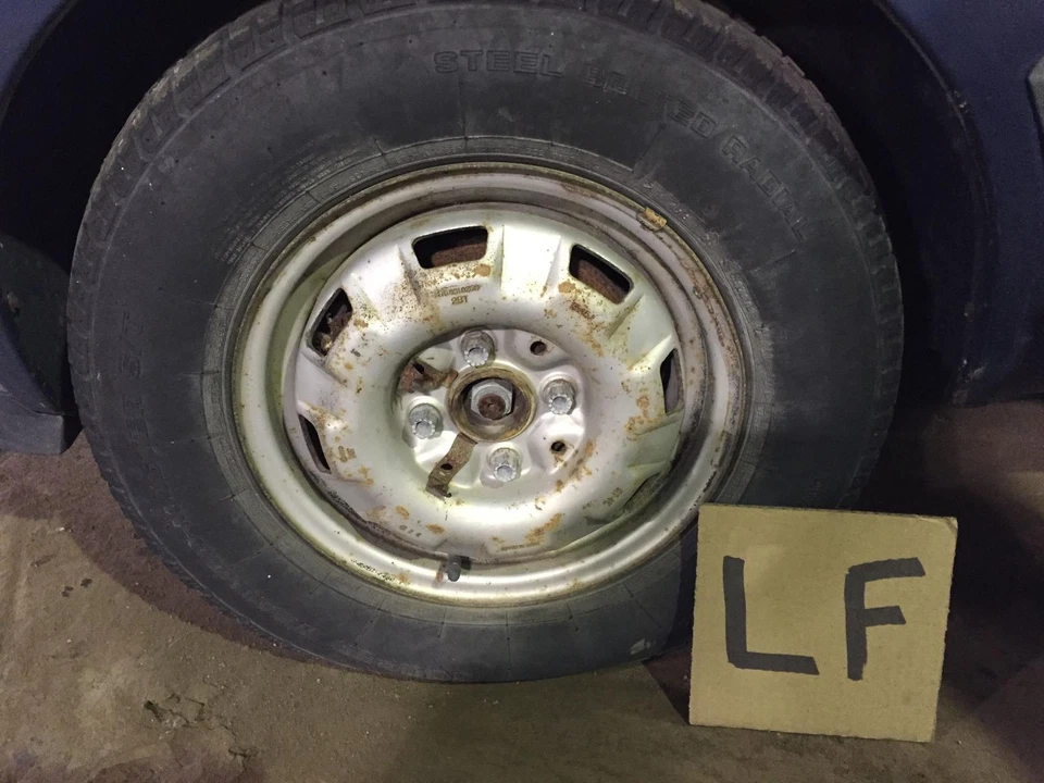 Conjunto de luz indicadora lateral usada serve: 1989 Volkswagen Jetta marcador lateral grau A - Imagem 1 de 4