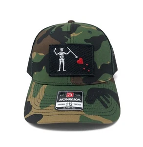 Blackbeard Flag Patch Hat Richardson 112 Camo SnapBack Trucker Cap | Jolly Roger - Picture 1 of 2