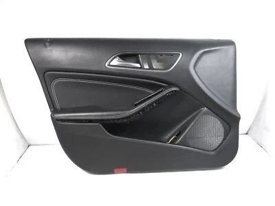 Tapicería interior del panel de la puerta del conductor delantero izquierdo Mercedes-Benz Cla250 2014-2019 Foto 1 de 4