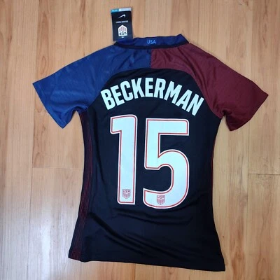 2016 Nike USA Kyle Beckerman #15 Soccer Football Jersey Women's Sz S - Image 1 of 4