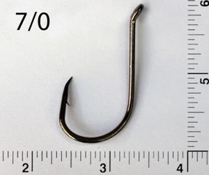 PACK OF 25 Size 7/0 TACKLEWORKS Octopus J Hooks 8299 - Picture 1 of 2