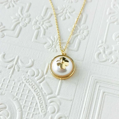 Collar colgante Kate Spade perlas sobre perlas blanco dorado Foto 1 de 3