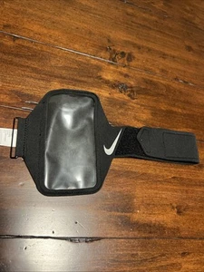 Nike Arm Band Phone Holder For Running/Walking/Hiking - Picture 1 of 4