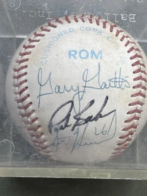 1996  ST LOUIS CARDINALS Team Autographed Baseball.  9 Signatures - Image 1 of 4