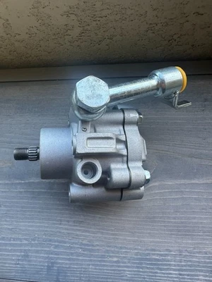 Nissan Altima 2.5S 2005 2.5 L S SL 2003 2002 2004 bomba de dirección asistida Foto 1 de 3