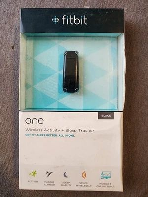 Fitbit One Wireless Activity and Sleep Tracker Black (FB103BK)NEW/FACTORY SEALED - Image 1 of 4