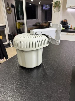 Aruba AP-575 (US) Outdoor Wireless Access Point (R4H18A) USED with wall bracket - Image 1 of 4