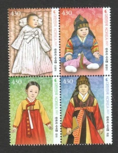 SOUTH KOREA 2021 THE STYLE OF THE HANBOK BLOCK COMP. SET OF 4 STAMPS IN MINT MNH - Picture 1 of 3