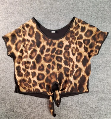 Camisa corta Rue 21 marrón con estampado de animales talla mediana para mujer Foto 1 de 4