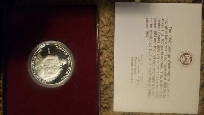 1982 Washington Half-Dollar 90% Silver (Proof or Uncirculated) - Image 1 of 4