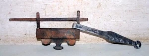 Old Indian Antique Iron Hand Carved Padlock With Key Rare PadLock & Key 1800's - Picture 1 of 4