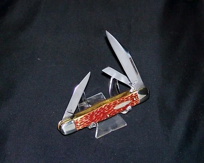 Ulster 63 Balloon Whitter Knife USA Made Bonite Handles 3-5/8" Circa-1950's Rare - Image 1 of 4