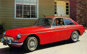 ANTIQUE AUTO, NEW MGB-GT, VINTAGE POSTCARD (W429) - Picture 1 of 2