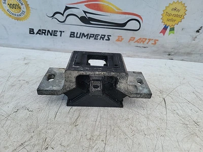 ENGINE MOUNT VAUXHALL MOVANO B X62 2016 2.3 DIESEL 8200676857 - Image 1 of 4