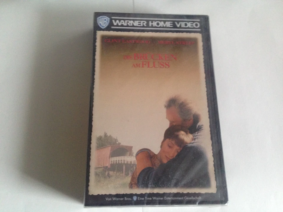 Die Brücken am Fluss (VHS) - FSK 12 - - Bild 1 von 1