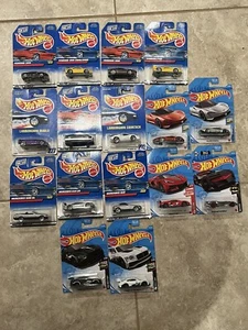 Hot Wheels Collection 16 Cars Ferrari, Lamborghini Etc - Picture 1 of 4