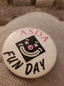 Asda Funday Vintage Abzeichen - Bild 1 von 2