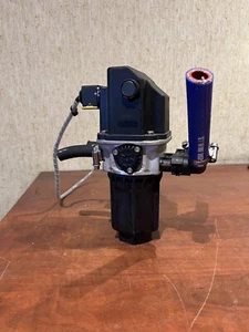 New Cummins Doser Pump - P/N: 5471899 - S/N: SMXC139233827 - Picture 1 of 9