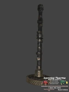 JOHN DEERE 2010 CRAWLER DOZER TRACTOR. DIESEL ENGINE CAMSHAFT AND GEAR T12848T - Picture 1 of 5