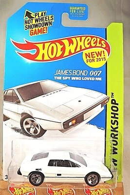 Hot Wheels James Bond #219 HW 2015 taller-garaje Lotus Esprit S1 blanco con 5 velocidades Foto 1 de 4