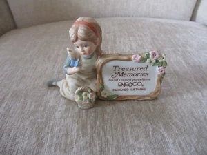 ENESCO 1982 TREASURED MEMORIES E8800 GIRL W BUTTERFLY FIGURINE STORE DISPLAY  - Picture 1 of 12
